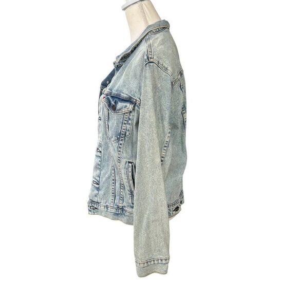 Levi's Women's Light Wash Trucker Denim Jacket Size Small - Picture 2 of 10